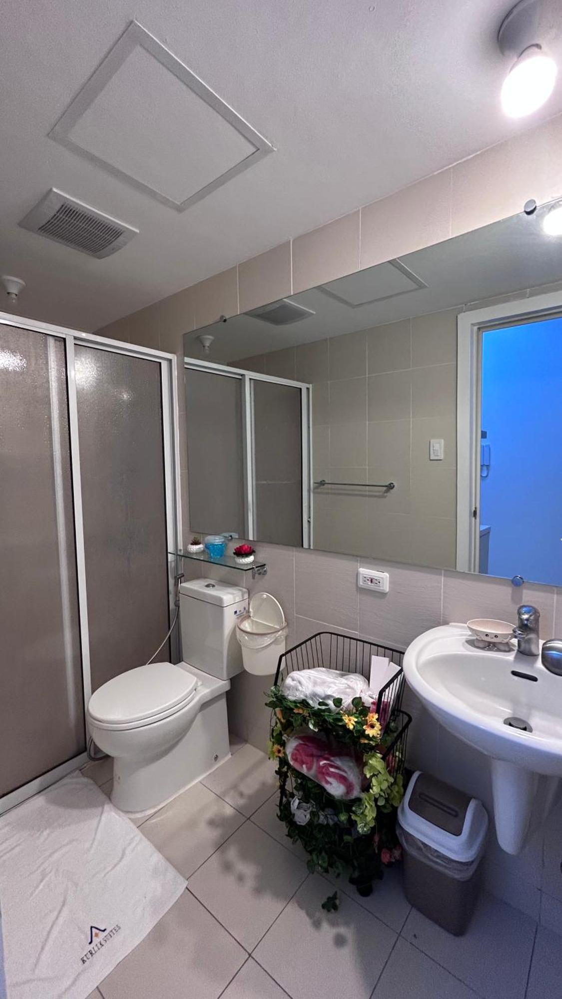 Kurlix Suites Of Azure North Pampanga Exterior foto